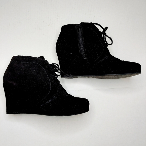 Dolce Vita Black Size 9 Lace Up Wedge Booties - Picture 10 of 12